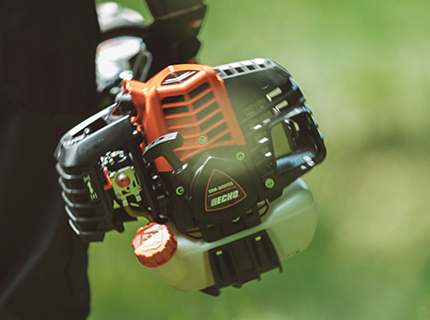 Choosing the Right Trimmer A Guide for Spring Lawn Care Choosing the Right Trimmer A Guide for Spring Lawn Care